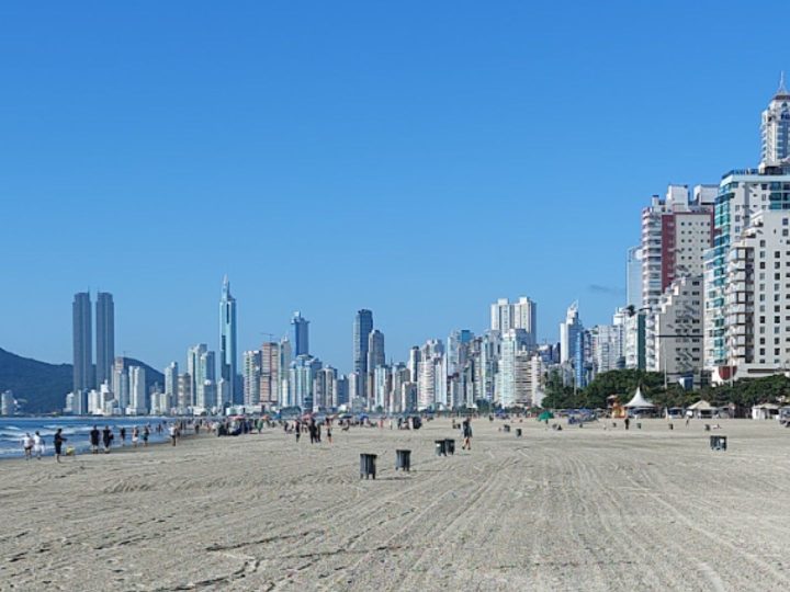 Hotel Sibara: Conforto, Diversão e Lazer para Toda a Família em Balneário Camboriú