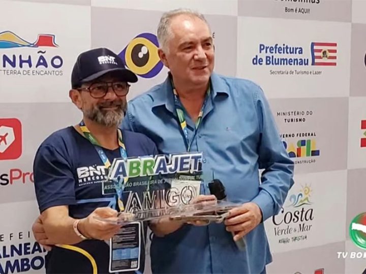 Idealizador da BNT Mercosul, Geninho Goes, recebe Troféu Amigo da ABRAJET