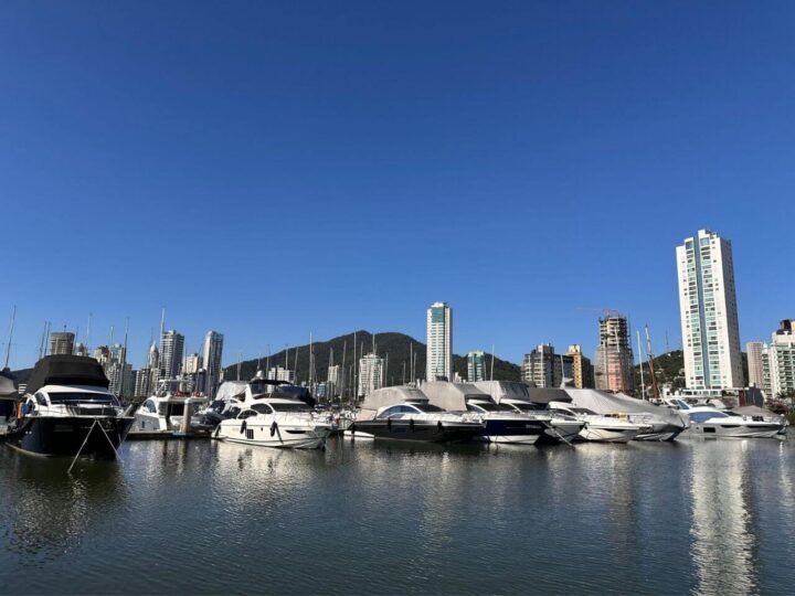 Entre as top 10 em arrecadação no Brasil, Itajaí atrai R$ 2,6 bi com a economia do mar