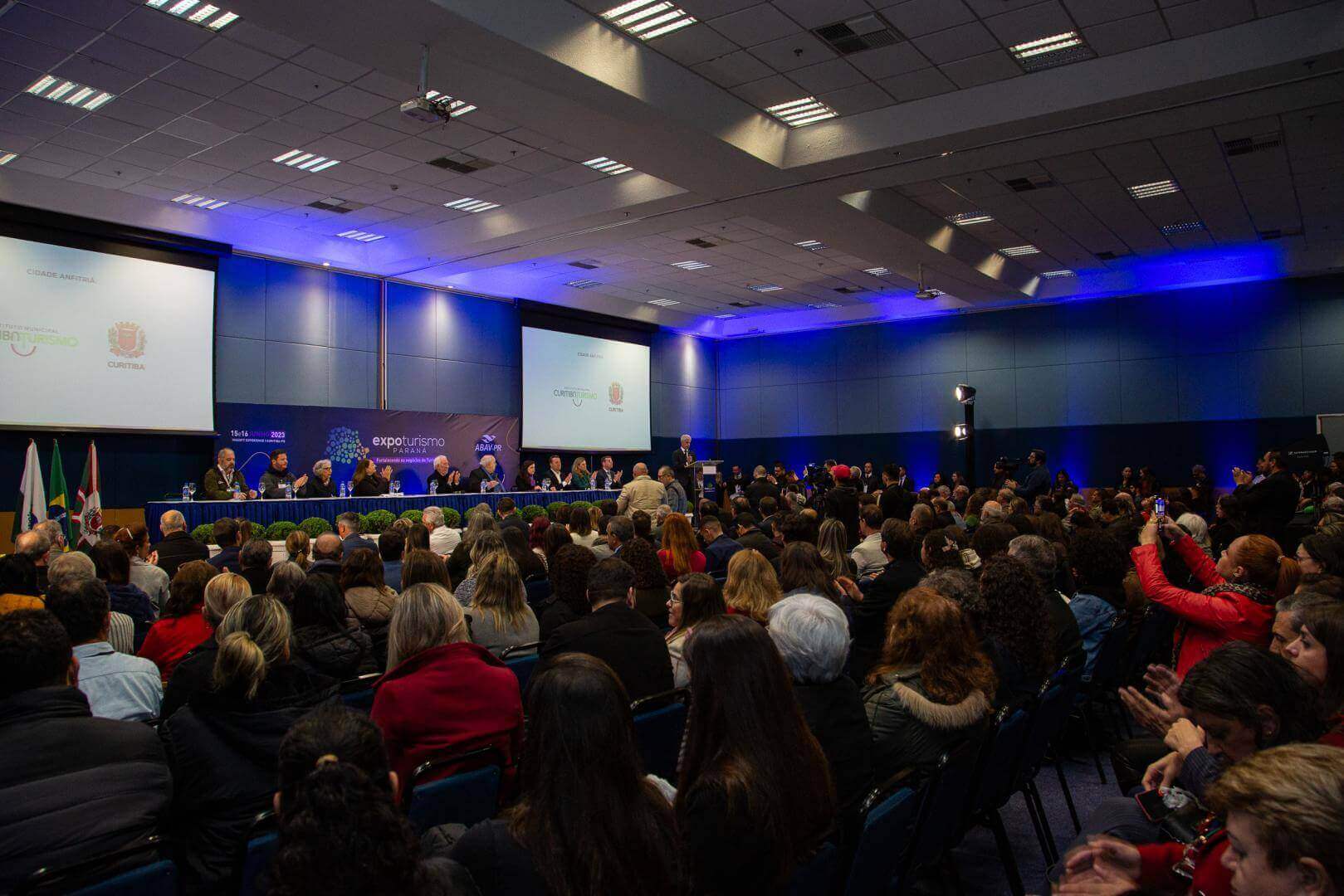 Curitiba fortalece turismo com tradição natalina e eventos de grande impacto cultural