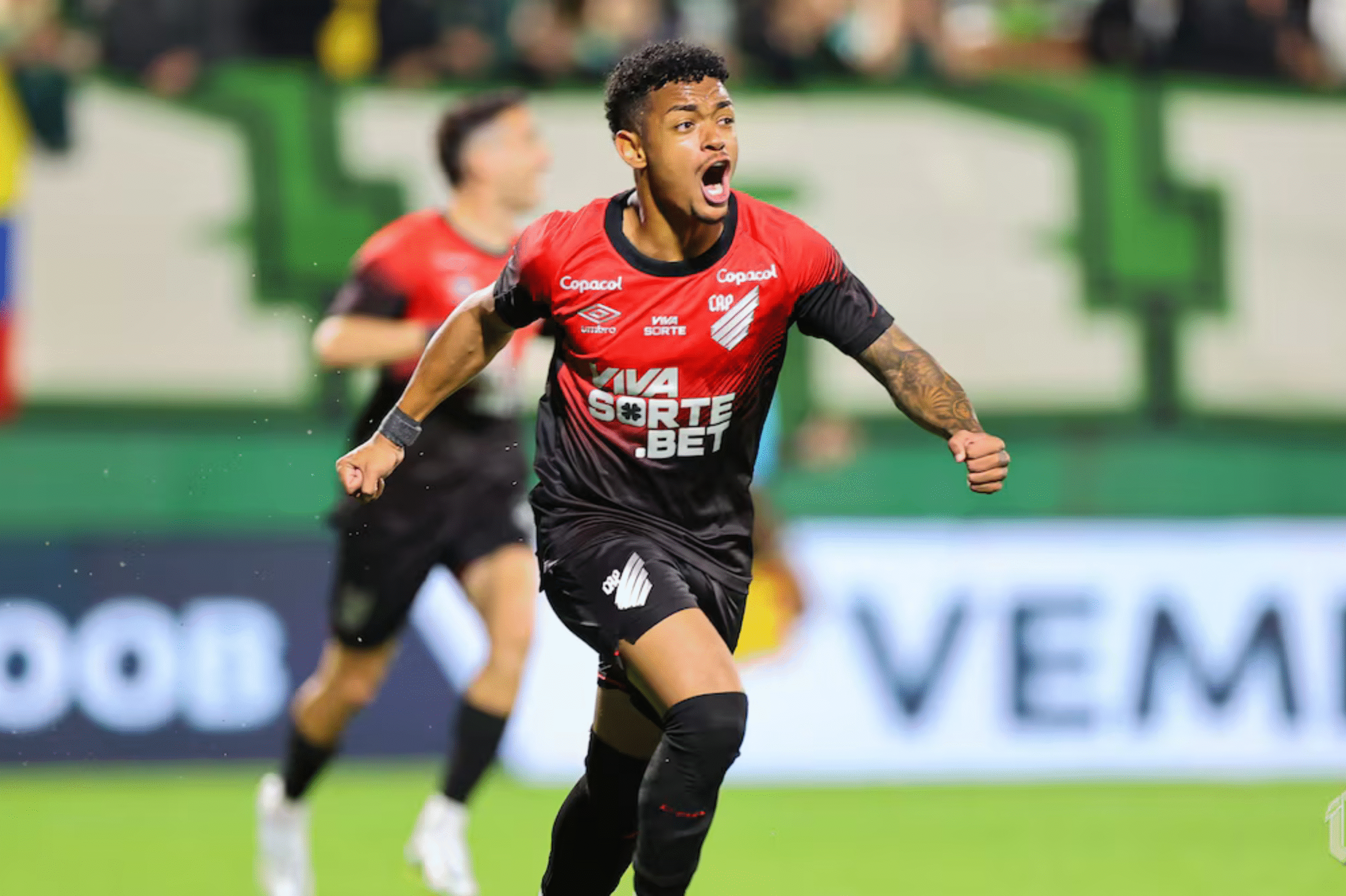 MP pediu absolvição, mas jogador do Athletico foi condenado: entenda por que isso é possível