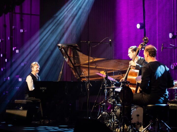 Rembrandt Trio e Pepe Rivero se encontram no palco do Curitiba Jazz Festival