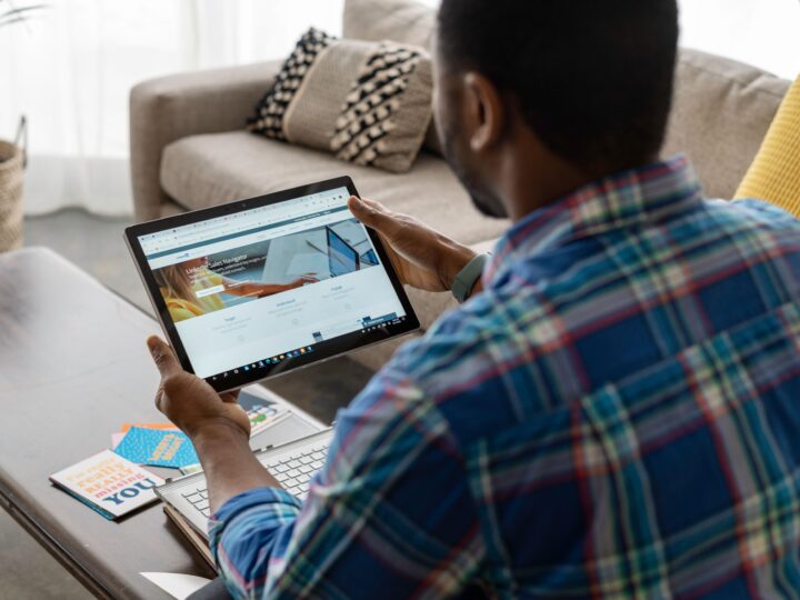 Ter um perfil no LinkedIn já não basta: o desafio é construir uma presença profissional
