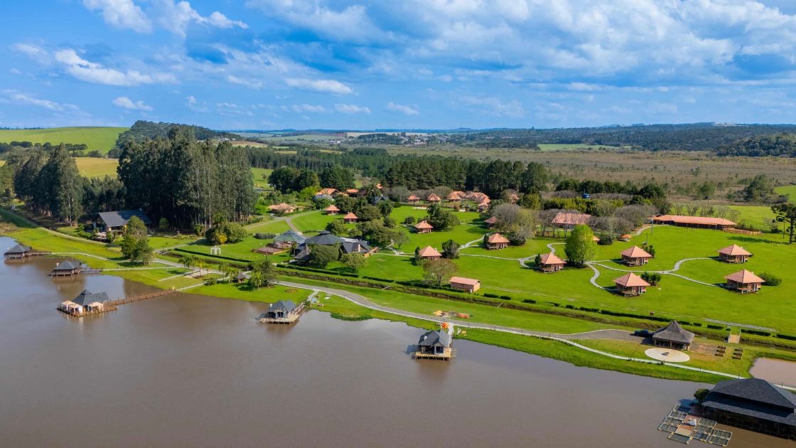 Hotel-fazenda no Paraná resgata brincadeiras antigas no Dia das Crianças
