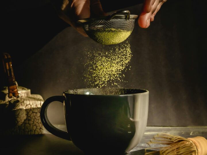 Do café ao sorvete: matcha ganha novos formatos e mercado global deve alcançar US$ 8,9 bilhões até 2033